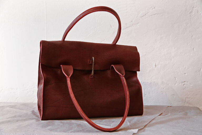 fall winter 2020-21 leather bags