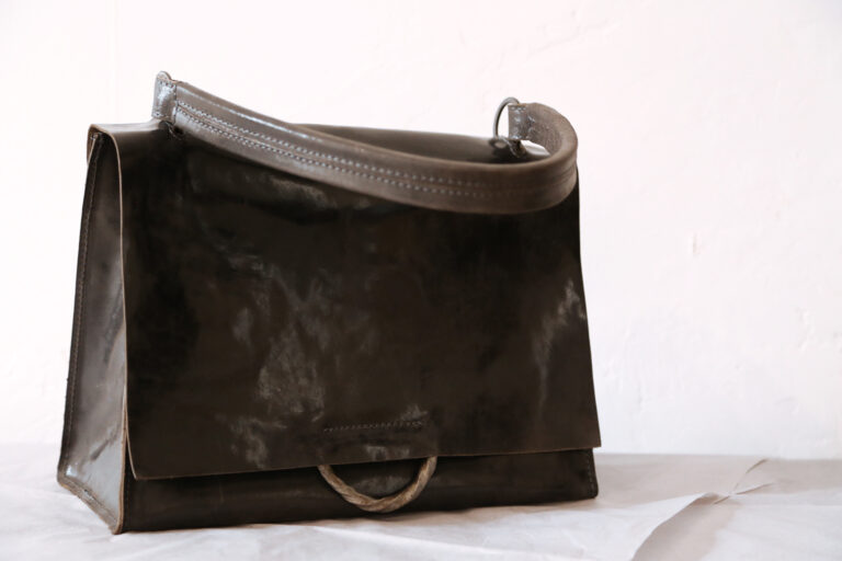 fall winter 2020-21 leather bags