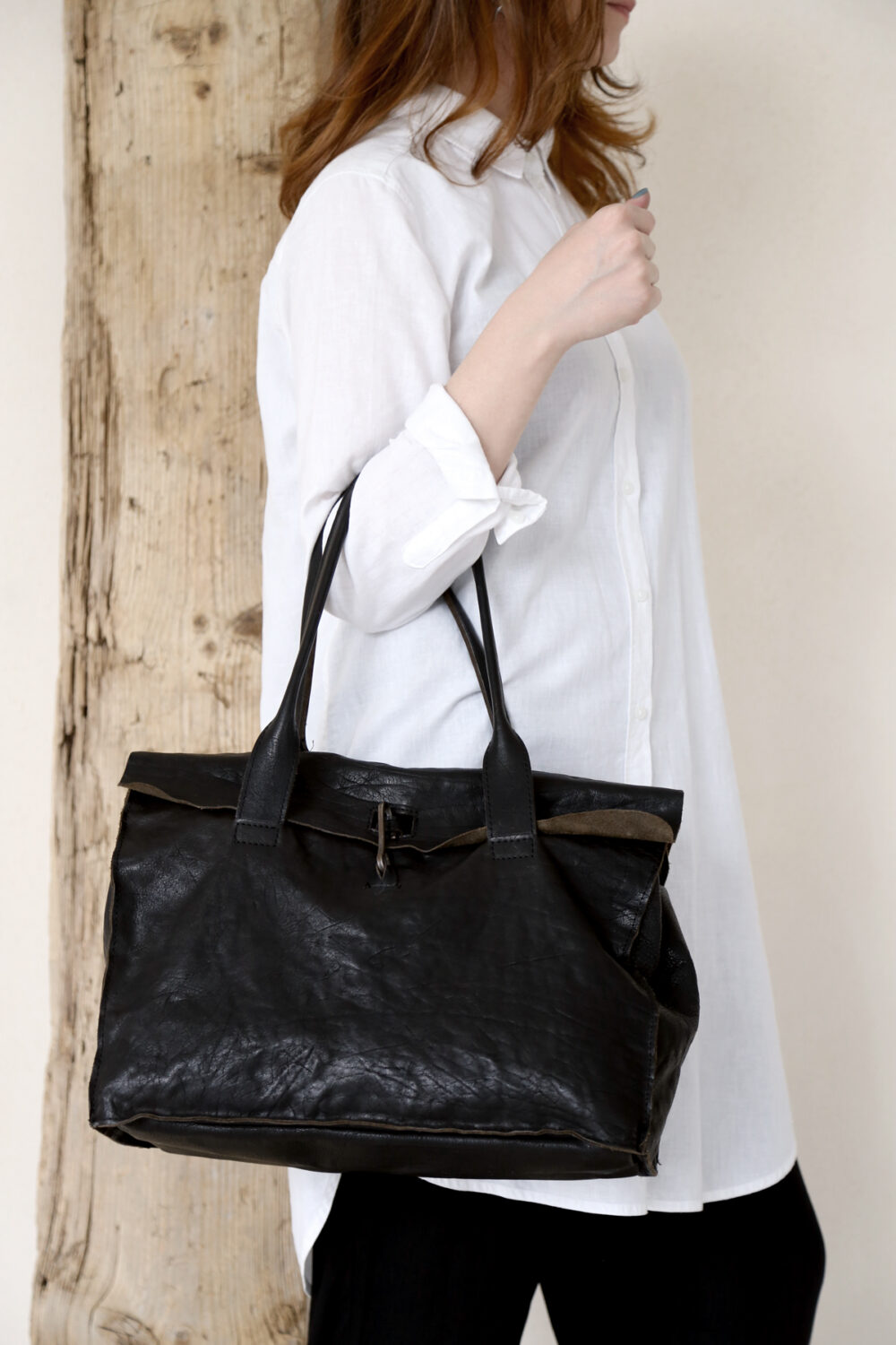 Doctor Calf Black - Aged - Tagliovivo | Artisanal Leather Bags