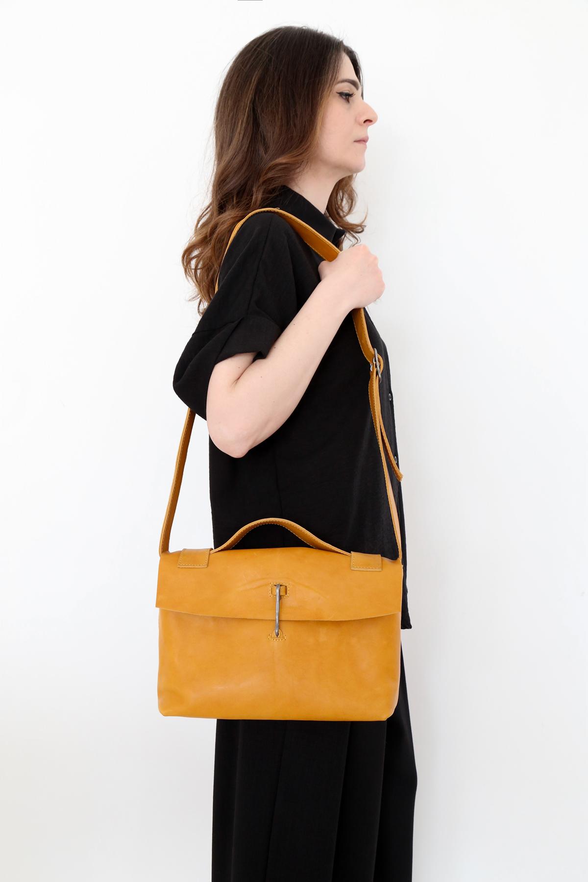 Doctor Handbag S Culatta Ocra - Tagliovivo | Artisanal