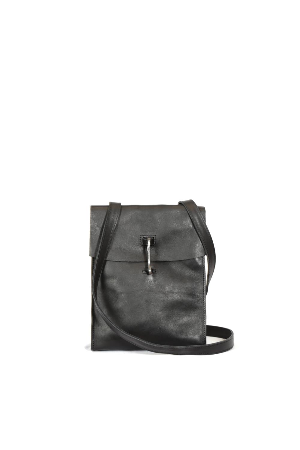 Doctor Crossbody Horse Black